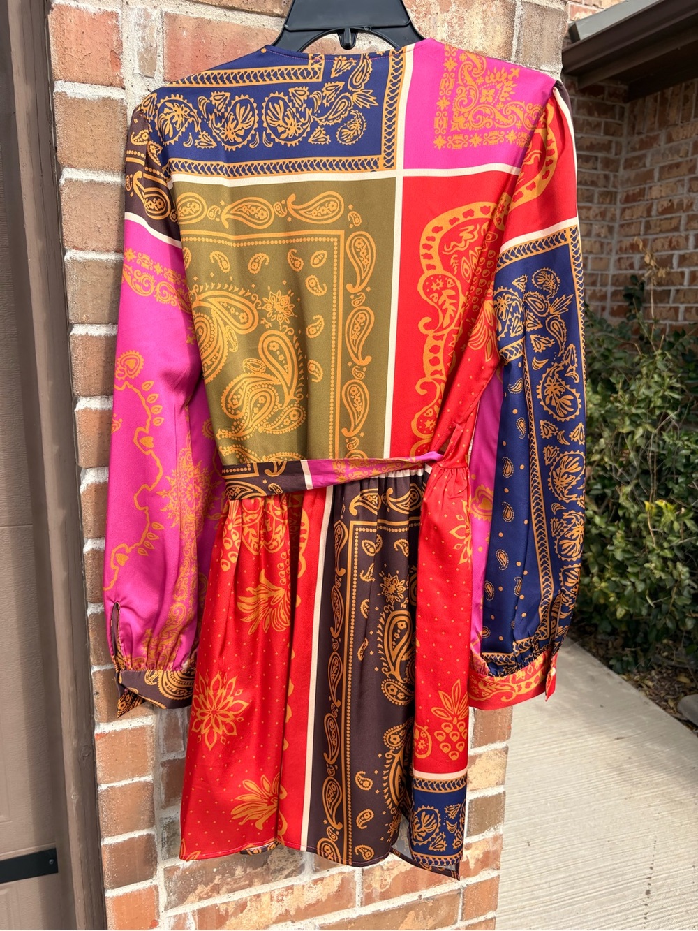 Chelsea & Violet Pink, Orange & Brown Paisley Wrap Mini Dress size large NWT - Picture 5 of 7